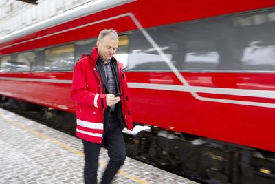 Togene stoppet opp etter nettverksfeil i nødnettsystemet. 