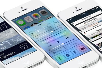 Problemet med app-nettlesere oppstår i både iOS 7 og 8, mener utvikleren.