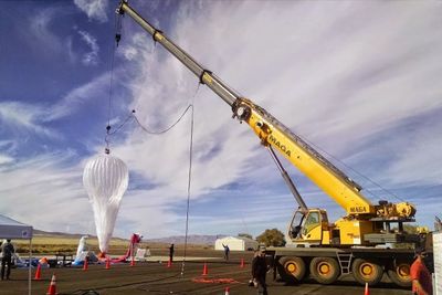 Google har utviklet automatiserte løsninger for å sende opp ballonger raskest mulig (bildet viser en Project Loon-ballong i fjor høst)