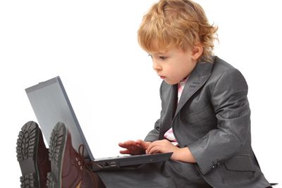 Bør barn lære programmering i skolen. Per Buer mener dette er vesentlig for at de skal kunne forstå IKT.