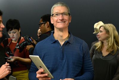 Apple, med toppsjef Tim Cook i spissen, forventes å lansere en slanket versjon av iPad og oppdaterte versjoner av iPhone allerede 10. september. 