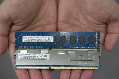 Prisen på SK Hynix sine DDR3-brikker har steget kraftig etter at en av selskapets fabrikker ble slått ut av brann i september.