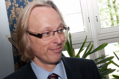 Dekan Morten Irgens ved Høgskolen i Gjøvik er primus motor og intiativtaker til det nye nasjonale kybersenteret. Bildet er fra da planene første gang ble presentert på  Oslo Militære Samfund i Oslo sommeren 2013.