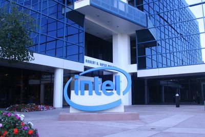 Intel får nye toppsjefer den 16. mai, da Paul Otellini går av. Her fra brikkegigantens hovedkvarter i Santa Clara, California.