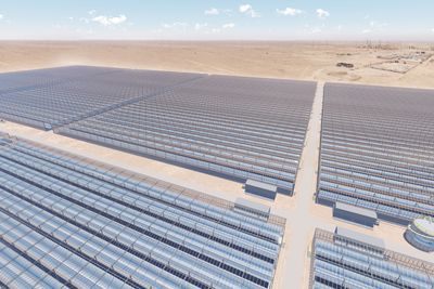 Solfangeranlegget Miraah-at-Amal skal ha en installert effekt på rundt 1 GW når det etter planen står ferdig i 2017.