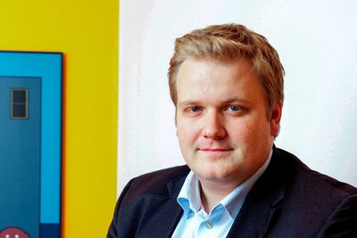 Lars Ryen Mill i Chili mobil tar grep mot manglende lønnsomhet og flytter kundene over i Telias nett.