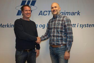 Geir Vevle, medgründer i Hrafn, til venstre, og Morten Mathiesen, daglig leder i ACT Logimark.