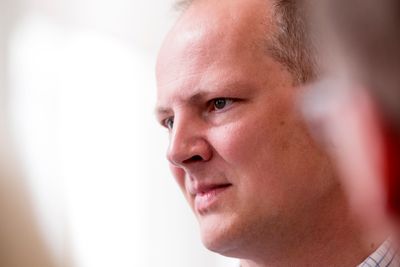 Samferdselsminister Ketil Solvik-Olsen (Frp) sier han tror nivået vil bli oppfattet som usosialt og problematisk for mange grupper i samfunnet som ikke automatisk får bedre tilgang til kollektivtransport selv om takstene går opp.