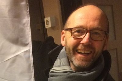Daglig leder Knut-Bjørnar Braathen sprudler av optimisme i forbindelse med lanseringen av landets hittil siste mobilselskap. Han tror kjærligheten til regionen skal løfte selskapet langt opp og fram i Nord-Norge.