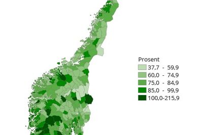 Kartet viser hastighetsforskjellene på fast bredbånd i norske kommuner.