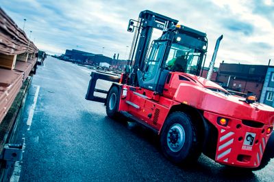 Svenske Kalmar jobber med å utvikle en truck drevet av brenselscelle.