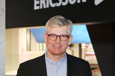 Den nye sjefen for Ericsson, Börje Ekholm, har lagt fram sitt første regnskap for selskapet. Jobben hans blir å effektivisere organisasjonen og skape vekst igjen. .