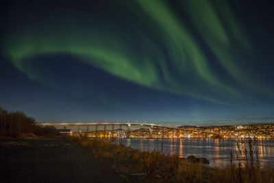 Under nattehimmelen i  Tromsø står en av Norges kraftigste datamaskiner som er tilknyttet Sigma2-prosjektet. Den er også på vei ut, men i første omgang er det lagringskapasiteten som får seg en skikkelig overhaling.