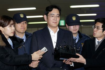 Samsung-topp Lee Jae-yong har blitt en av hovedpersonene i korrupsjonssaken som har rammet Sør-Koreas president Park Geun-hye.