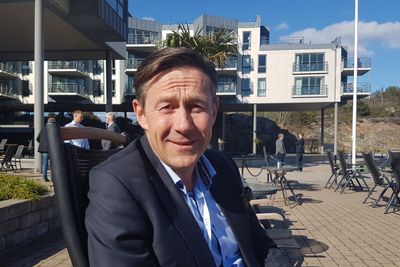 Phonect-sjef Torbjørn Hulbak mener tiden er moden for å lansere mobiltjenester.