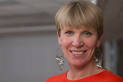 Senior kommunikasjonsrådgiver Ellen C. Scheen bekrefter at Telia har økt prisene for etterfylling av data.