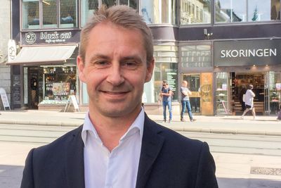 Leder i den nokså nyoppståtte Fiberforeningen, Jørn Slåtten, har spurt medlemmene om deres syn på rapportene som utreder robusthet og sikkerhet i nettverkene. Rådet til myndighetene er å kartlegge hvor fiberen faktisk ligger, nasjonalt og regionalt.