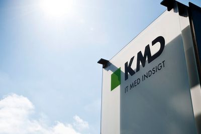 KMD vil ikke premiere mannen som oppdaget at det danske folkeregisteret lot seg hente ut med enkle midler. I stedet politianmelder de ham.