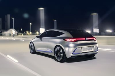 Concept EQA viser hvordan den kommende elektriske kompaktmodellen fra Mercedes-Benz blir.
