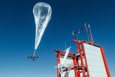 "Project Loon» gir innbyggerne i Puerto Rico tilgang til enkle internettjenester som epost og andre meldingstjenester som er internettbaserte.