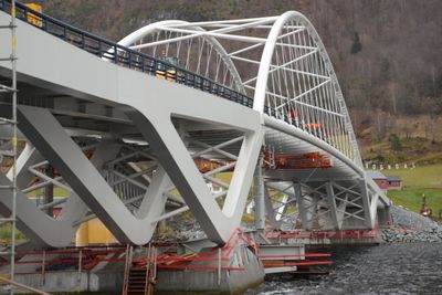 Loftnesbrua i Sogndal slik den ser ut i dag.