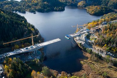 Skanska bygde blant annet Hallevannetbrua på strekningen Farriseidet - Porsgrunn. Bildet er fra 2015, brua er nå ferdig.