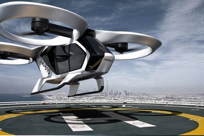 Allerede i slutten av 2018 skal Airbus prøvefly nye helelektriske CityAirbus. Den nye droneliknende luftfarkosten skal ta tre passasjerer og en pilot, men målet er autonom flyving, slik at alle fire kan være passasjerer.