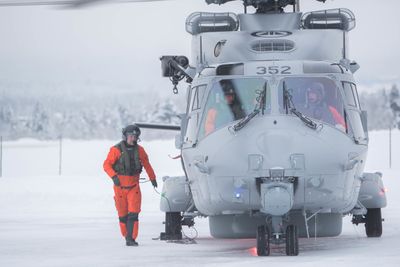 Det første NH90-fregatthelikopteret i endelig konfigurasjon etter ankomst til Kjeller 22. januar.