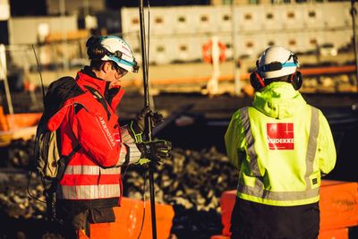 Gode tall fort Veidekke Industri, takket være salget av virksomheten på Hovinmoen i Akershus.