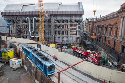 Stortingets byggeprosjekt førte til at stortingsdirektør Ida Børresen gikk av på dagen torsdag etter at presidentskapet hadde blitt informert om en ny kostnadssprekk. Bildet er fra juni 2017.