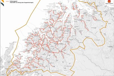 Kartet viser de tilsammen 3.000 km med fylkesveger i Troms.