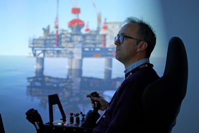 Ved Offshore Simulator Centre (OSC) i Ålesund tvikler og leverer de avanserte simulatorløsninger for maritime operasjoner, og er verdensledende på sitt felt.