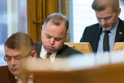 Knut Arild Hareide kunngjør at KrF ikke lenger kan ha tillit til Olemic Thommessen som stortingspresident. Foto: Terje Pedersen / NTB scanpix