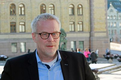 Leif Jensen, nordensjef i Kaspersky Lab, mener politikerne har fått for kort tid på seg til å forstå IT-sikkerhet.
