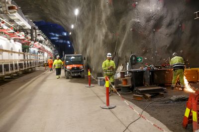 Follobanens tunnellboremaskiner.  Fire tunnelboremaskiner skal bore mesteparten av  Nordens hittil lengste jernbanetunnel.