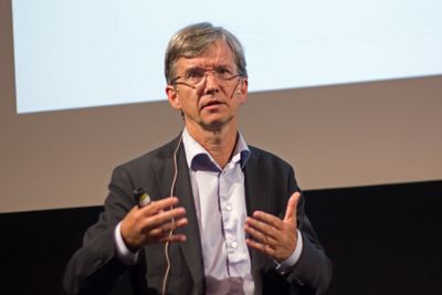 Statsråd Paul Chaffey snakket om digitalisering og lederansvar under Ateas IT-sikkerhetsdag i Oslo.