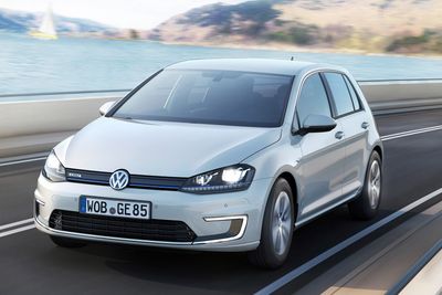 Volkswagen e-Golf er blant elbilene som får høyere produksjonstall.