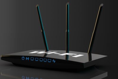 Er wifi-nettet ditt beskyttet med et langt passord, samtidig som at du unngår å bruke krypteringsalgoritmen TKIP, så er det trådløse nettverket i stor grad sikret mot angrepene som omtales i denne saken. Men du bør også jevnlig sjekke at ruteren kjører den nyeste fastvaren.