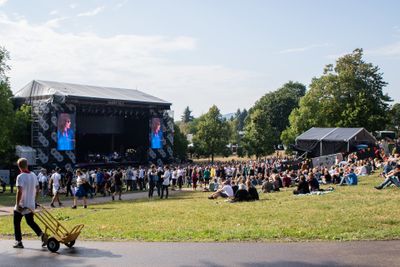 Øyafestivalen i Oslo. Her har både Telenor og Telia økt kapasiteten sin for å kunne takle datatrafikken under festivalen.
