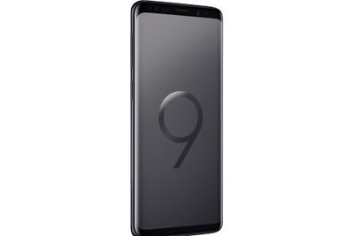 Samsung Galaxy S9 Plus koster akkurat nå 9290 kroner. De dyre mobiltelefonene vinner terreng, noe som går på bekostning av antallet solgte enheter.