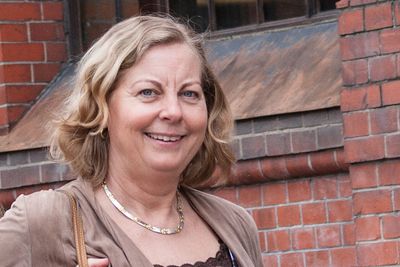 Berit Svendsen får støtte fra de ansatte etter avgangen.
