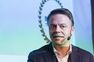 Administrerende direktør Martin Lippert i Broadnet blir leder også for det sammenslåtte selskapet. Her er Lippert fotografert under en samtale på scenen under Inside Telecom-konferansen i mai 2018.