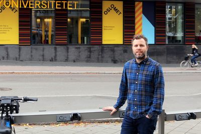 Førsteamanuensis ved Oslomet Stefano Nichele var med og tok initiativet til NAIS-. – Jeg tok kontakt med gutta som startet foreningen, og så ballet det på seg, sier han.