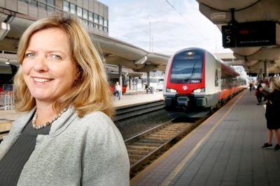 –  Vi må forstå totalen i kollektivtrafikken i stedet for bare å tenke at vi er et togdirektorat, mener jernbanedirektør Kirsti Slotsvik.