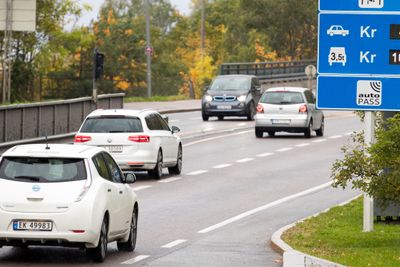 Fra nyttår må elbilistene i Hordaland, som i Oslo (bildet) belage seg på å betale i bomringene.