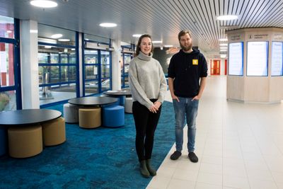 Sondre Åsemoen Nilsen og Marie Heggebakk er kjærester og medstudenter på Universitetet i Bergen. De har valgt en spesialisering som gjør at de kan se frem til gode jobbmuligheter etter studiet.