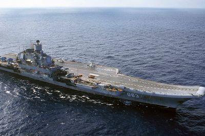 Admiral Kuznetsov. Bildet er tatt i 2004.