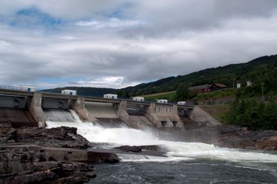 Hunderfossen kraftstasjon i Gudbrandsdalslågen. Illustrasjonsfoto. 