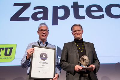 I 2015 mottok Zaptec Norwegian Tech Award på Oslo Kongressenter. Fra venstre: Øyvind Wetteland, en av Zaptecs to gründere, og daværende sjef Brage Johansen.