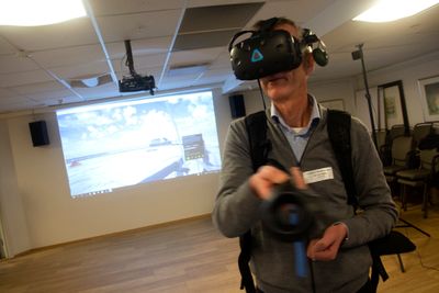 Jan Egil Sæberg i DNV-GL tester VR-opplegget for havbruk.